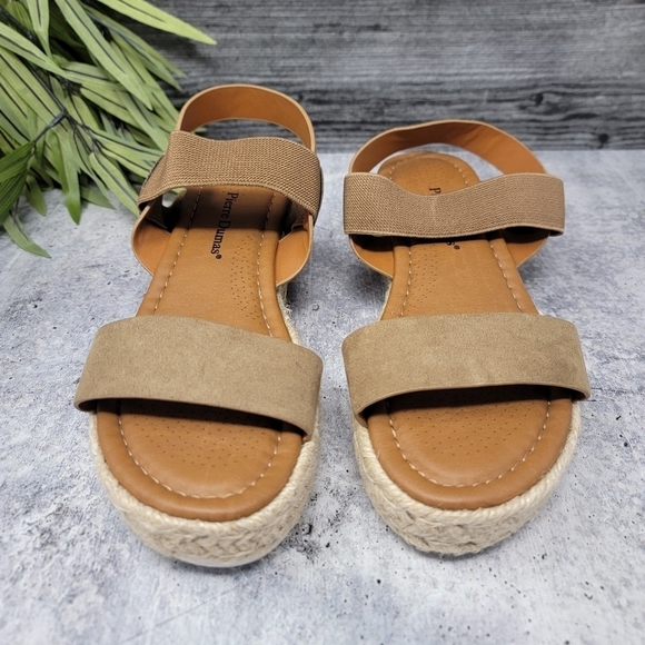 Pierre Dumas | Tan Elastic Strap Platform Sandals Size 8M - Picture 2 of 10